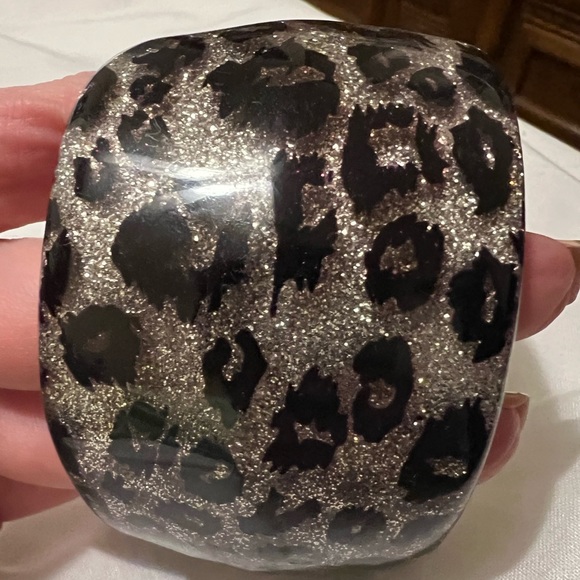 Black And Silver Leopard Print Bracelet - Picture 2 of 6